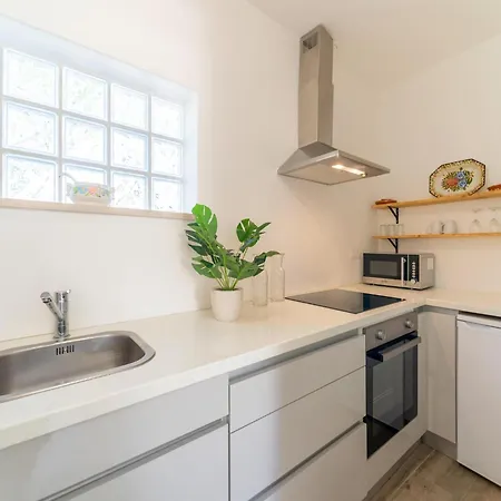 Nyaraló Rural In Netos-almagreira With Shared Pool *