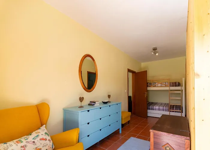 Semesterbostad Rural In Netos-almagreira With Shared Pool