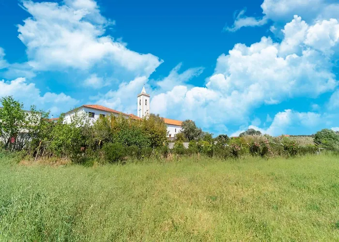 Rural In Netos-almagreira With Shared Pool *