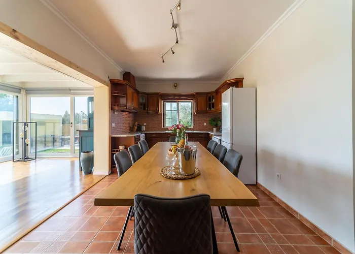 Tatil Evi Rural In Netos-almagreira With Shared Pool *