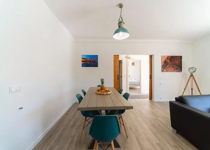 Rural In Netos-almagreira With Shared Pool Tatil Evi Lagares (Leiria)