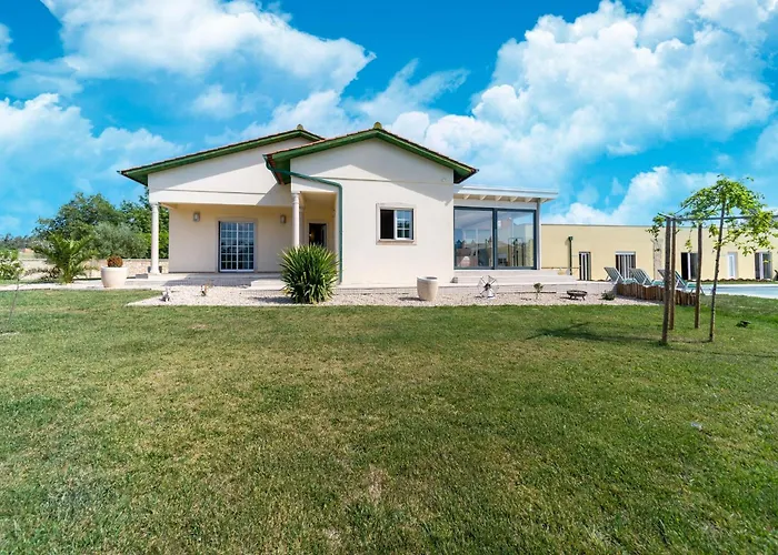 Semesterbostad Rural In Netos-almagreira With Shared Pool